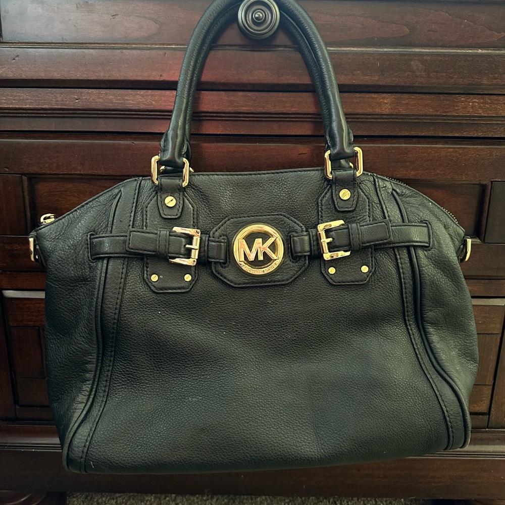 Michael Kors leather purse